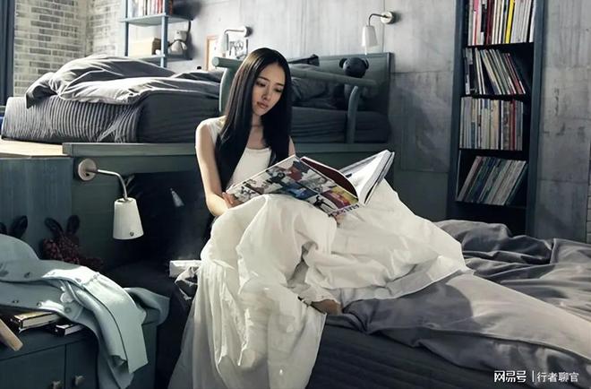 给钱向佐带娃有时异地但豪门日子藏不住了mg不朽情缘网站郭碧婷手撕谣言：婆婆(图13)