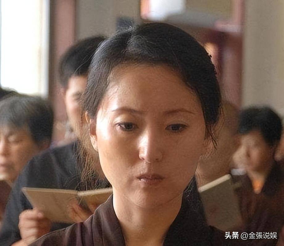 年两任丈夫都再婚娶妻生子家庭幸福美满不朽情缘版人走茶凉！陈晓旭去世18(图15)